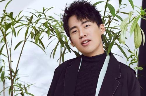 吃瓜娱乐圈郭麒麟